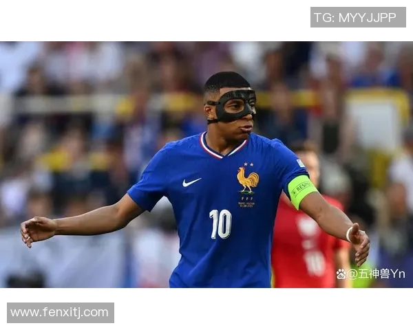 足球明星们如何看待姆巴佩的天赋与未来发展潜力分析