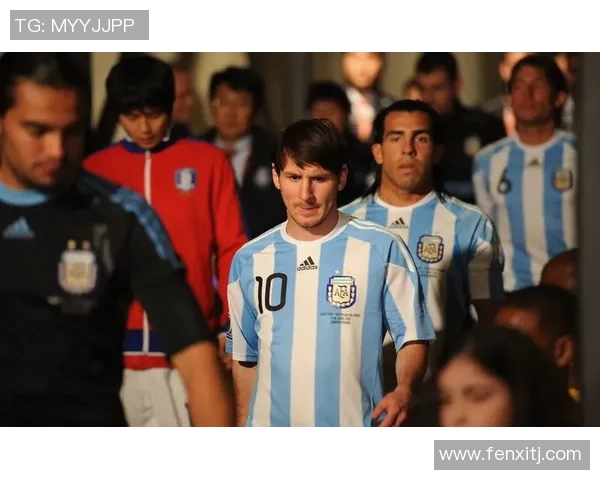 与足球明星相似的人物大盘点你能认出几个呢 与足球明星相似的人物大盘点你能认出几个呢